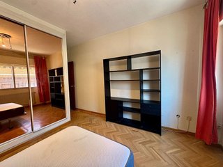 Piso en venta en Valdeacederas en Madrid