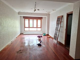 Piso en venta en Burela