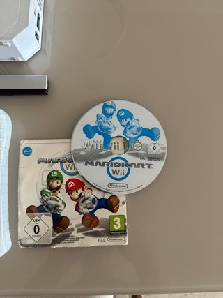 Nintendo Wii + Accesorios + Mario Kart
