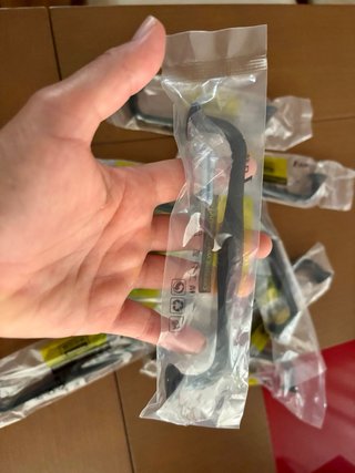 12 Tiradores Negro 128mm + Tornillos