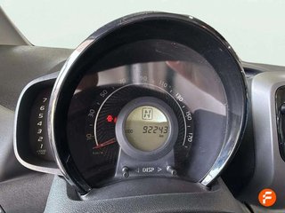 Toyota Aygo 1.0 70 x-wave