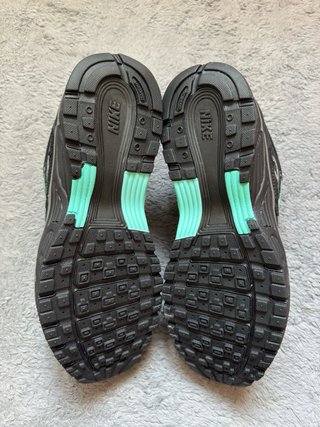 Zapatillas Nike P-6000 Negro/Verde Azulado
