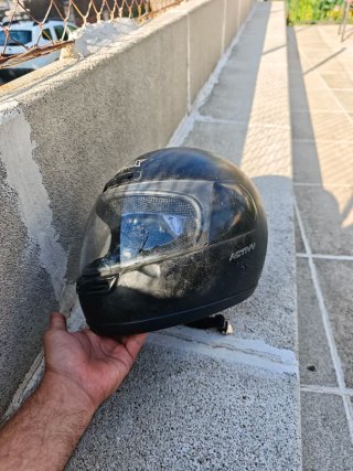 Casco de moto negro HELIX