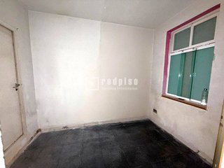 Local comercial en alquiler en Bellas Vistas en Madrid