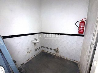 Local comercial en alquiler en Bellas Vistas en Madrid