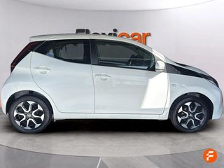 Toyota Aygo 1.0 70 x-play