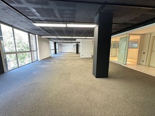 Oficina en alquiler en La Dreta de l'Eixample en Barcelona