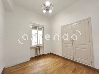 Piso en venta en Bellas Vistas en Madrid