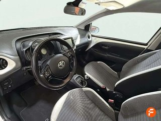Toyota Aygo 1.0 70 x-play