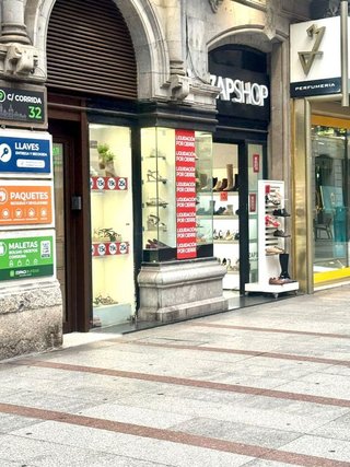 Local comercial en alquiler en Centro en Gijón