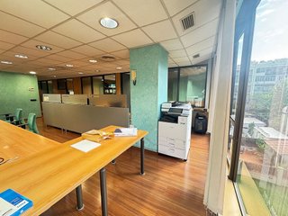 Oficina en alquiler en La Dreta de l'Eixample en Barcelona