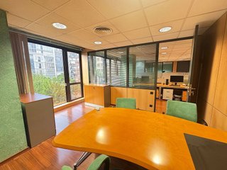 Oficina en alquiler en La Dreta de l'Eixample en Barcelona