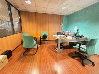 Oficina en alquiler en La Dreta de l'Eixample en Barcelona