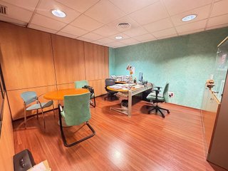 Oficina en alquiler en La Dreta de l'Eixample en Barcelona