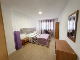 Piso en alquiler en Polígono Cartuja – La Paz en Granada
