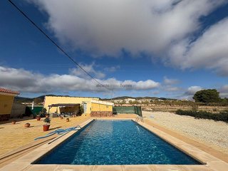 Casa en venta en Pinós