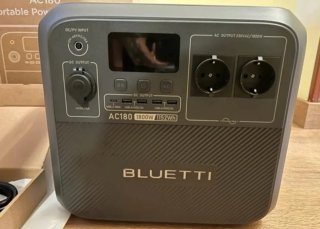 BLUETTI AC180 Batería Portátil 1800W 1152Wh