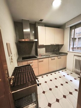 Piso en alquiler en Salesas - Labradores en Salamanca