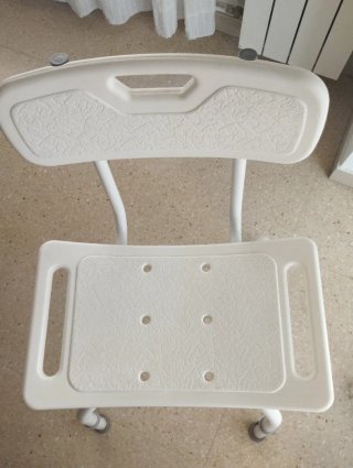 Silla de ducha con respaldo