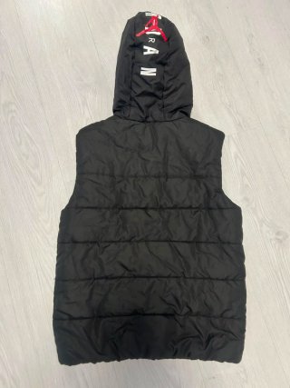 Chaleco Jordan Negro con Capucha