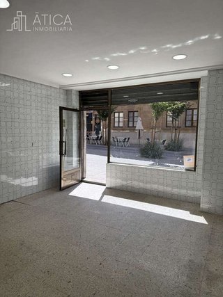 Local comercial en alquiler en Hospitales - Campus en Salamanca
