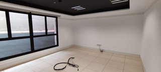 Oficina en alquiler en La Maternitat i Sant Ramon en Barcelona