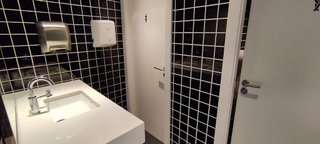 Oficina en alquiler en La Maternitat i Sant Ramon en Barcelona