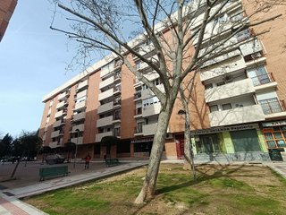 Local comercial en venta en Constitución-El Balconcillo en Guadalajara