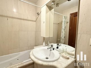 Piso en alquiler en O Berbés - Peniche en Vigo