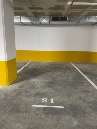 Garaje en venta en La Clota en Barcelona