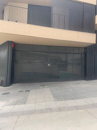 Garaje en venta en La Clota en Barcelona