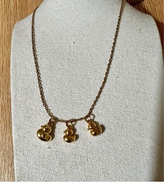 Collar Familia Patitos Acero Dorado