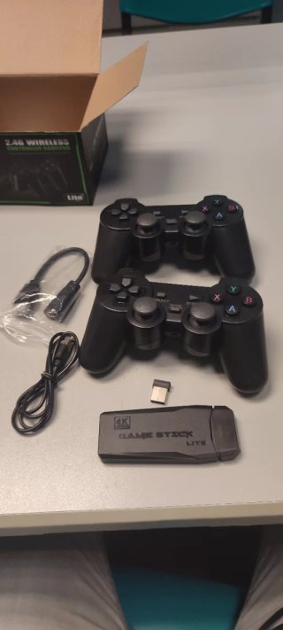 Consola Game Stick Lite 4K 2 Mandos Inalambricos