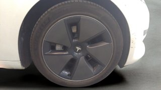Tesla Model 3 RWD 208 kW (283 CV)