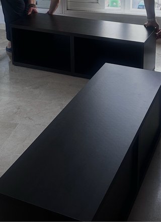 Módulos TV negros sin puertas