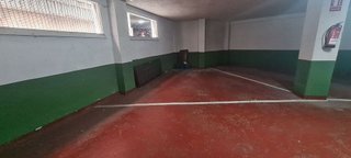 Garaje en venta en Ensanche - Sar en Santiago de Compostela