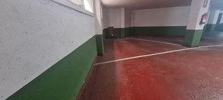 Garaje en venta en Ensanche - Sar en Santiago de Compostela