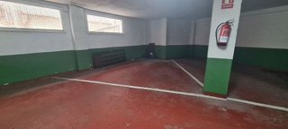 Garaje en venta en Ensanche - Sar en Santiago de Compostela