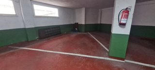Garaje en venta en Ensanche - Sar en Santiago de Compostela