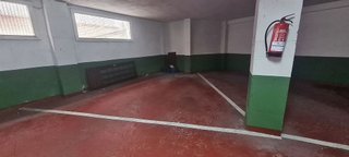 Garaje en venta en Ensanche - Sar en Santiago de Compostela