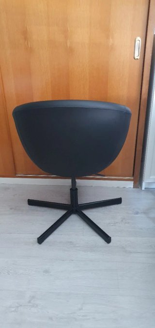 Silla confidente SKRUVSTA Ikea Negra