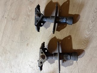 Supporti per paraurti posteriore BMW E34