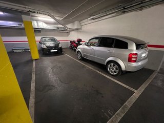 Garaje en venta en El Guinardó en Barcelona