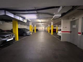 Garaje en venta en El Guinardó en Barcelona