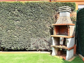 Casa adosada en venta en La Fresneda en Siero