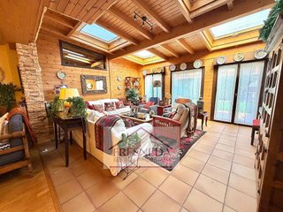 Casa adosada en venta en La Fresneda en Siero