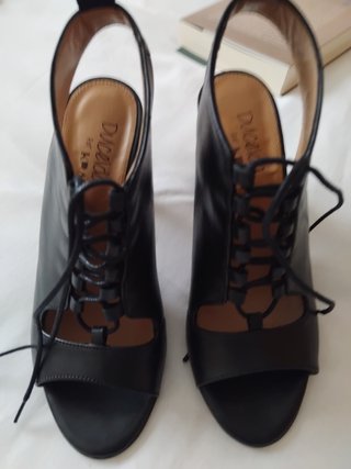 Zapatos tacón Krack piel negro un solo uso