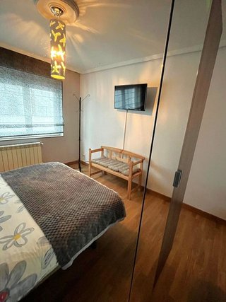 Piso en alquiler en Milán - Pumarín - Teatinos en Oviedo