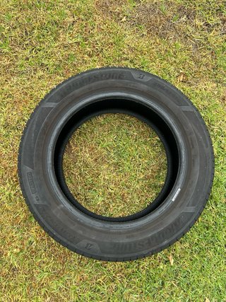 Neumático Bridgestone 205/55 R16