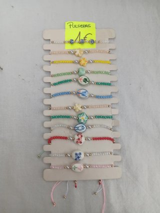 Pulseras 1€ unidad